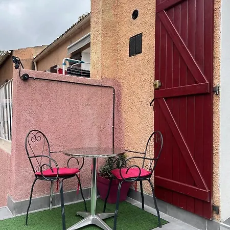 Le Petit Mauricia